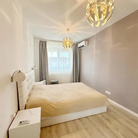 Cozzy Apartment Constanta
