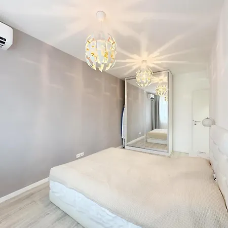 Cozzy Apartment